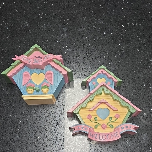 Home Interiors Other - Vintage. Home Interior. Colorful Resin Birdhouse Wall Decor